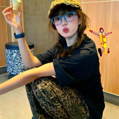 月与莱卡与吸血公主